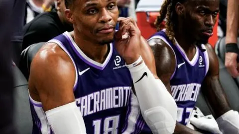 黄蜂队主帅强调三名球员防守关键，贡献卓著。