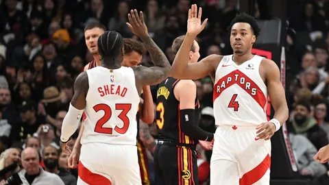 米切尔三分突破1608记，与理查德森并肩，位列历史第40、现役第20！